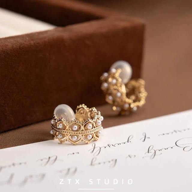 皇冠新体育官方|三步定位你的气质找到本命穿衣风格(图18)